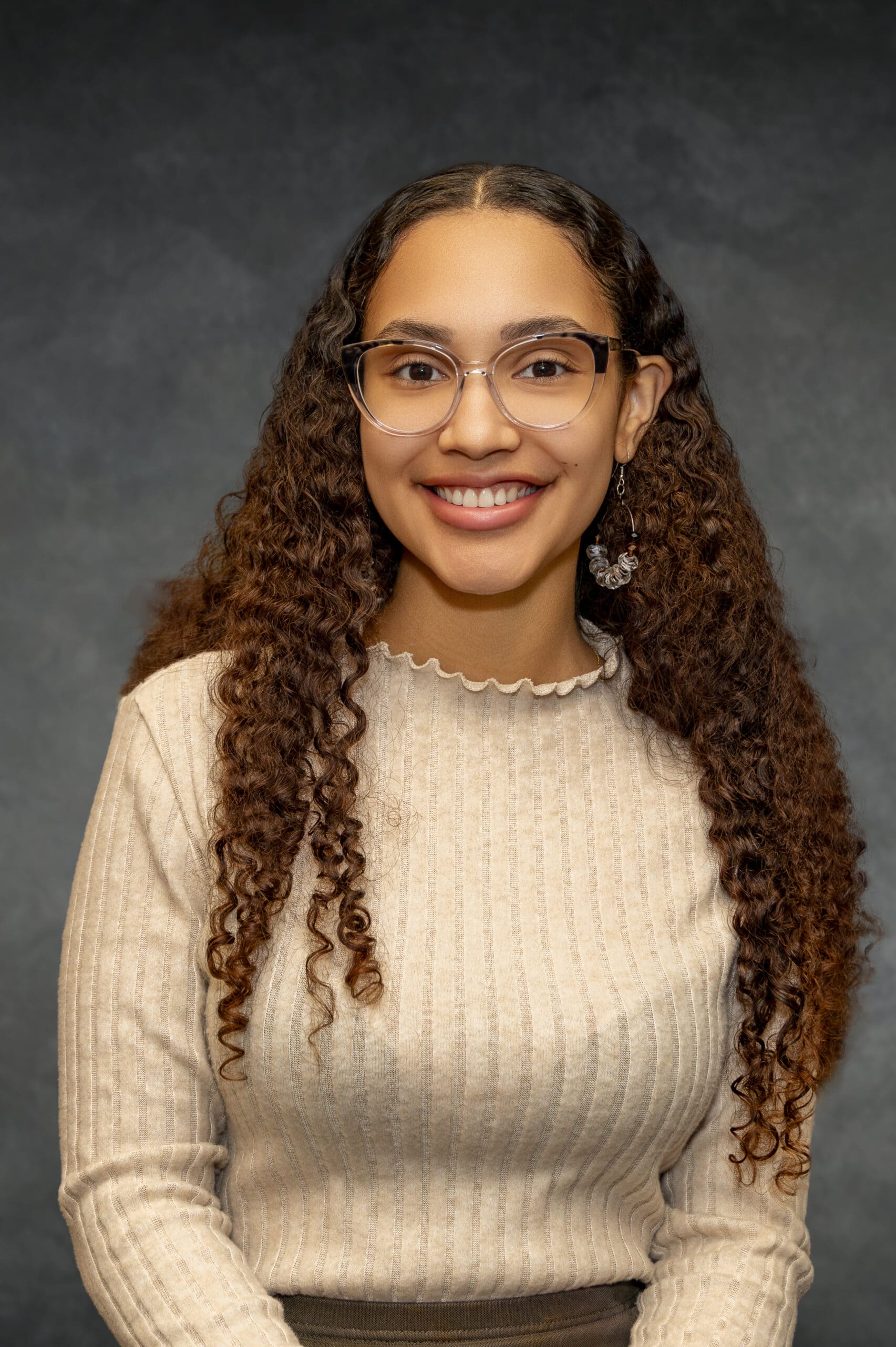 Evoto Emily Gonzalez, Workers’ Compensation Paralegal headshot